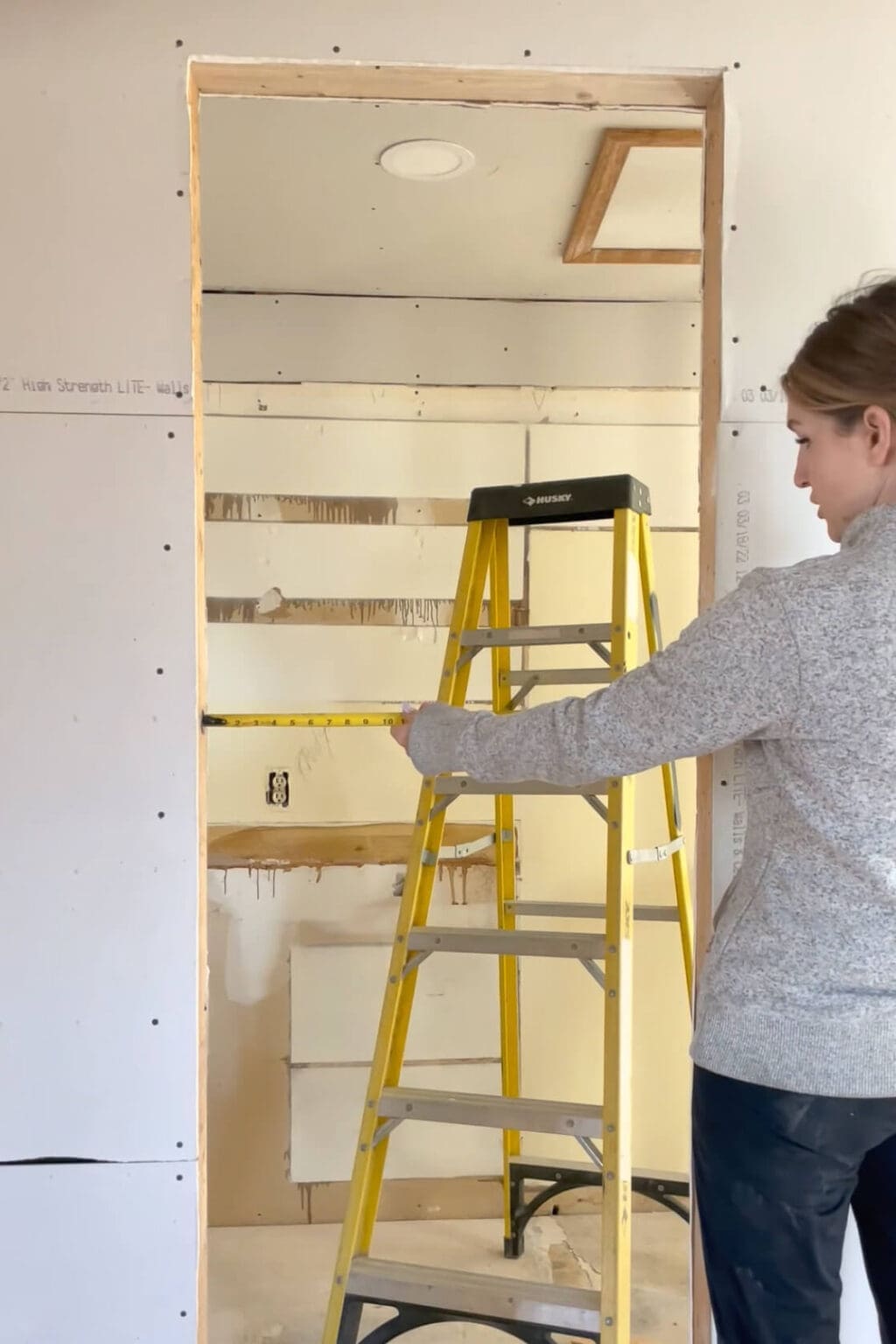 How to Make an Arched Doorway Easily in Your Home - Crystel Montenegro Home